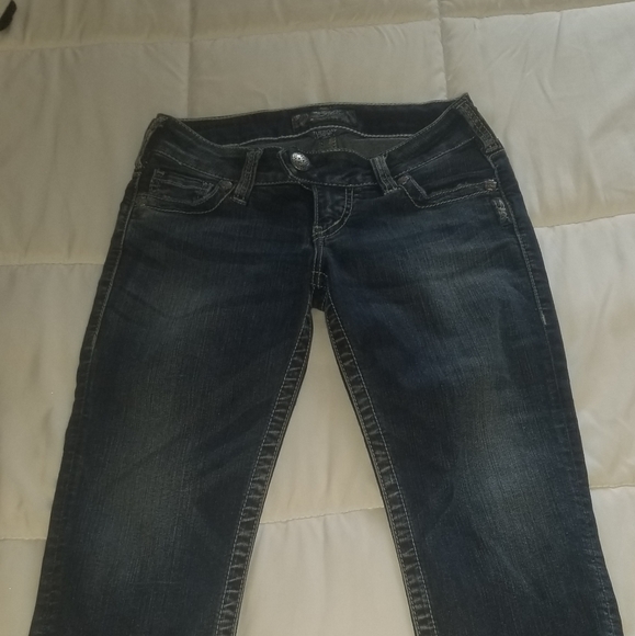 Silver capris - Picture 2 of 3